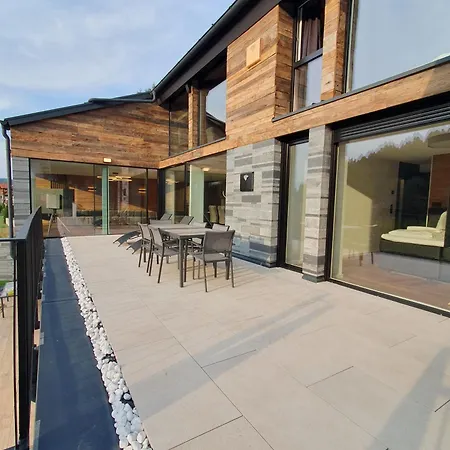 Apartament Exklusive King Mit Game Table In