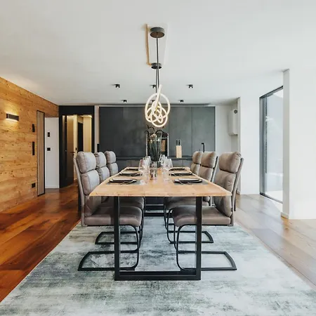 Exklusive King Mit Game Table In * Hinterzarten