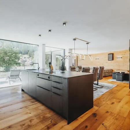 Apartament Exklusive King Mit Game Table In