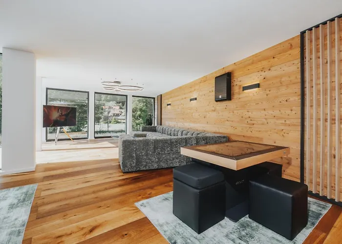 Exklusive King Mit Game Table In Hinterzarten