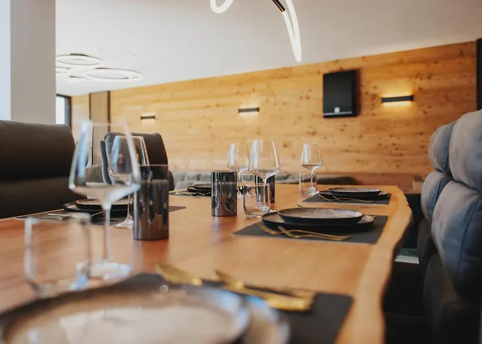 Exklusive King Mit Game Table In *