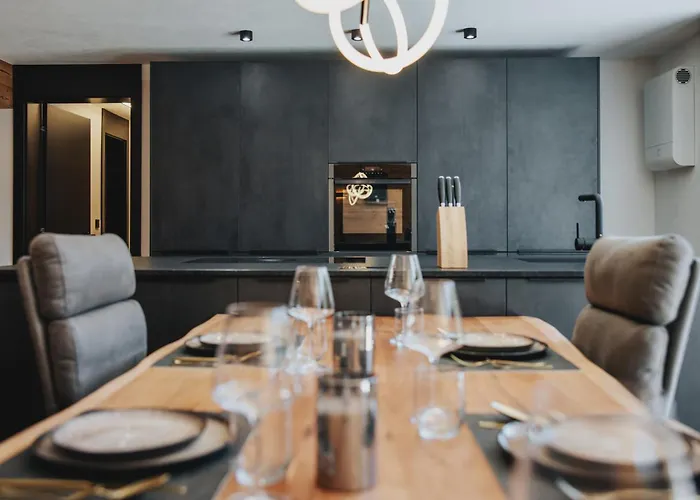 Exklusive King Mit Game Table In Hinterzarten